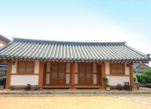 Happy Village Syeobul Guesthouse 慶州市 エクステリア 写真
